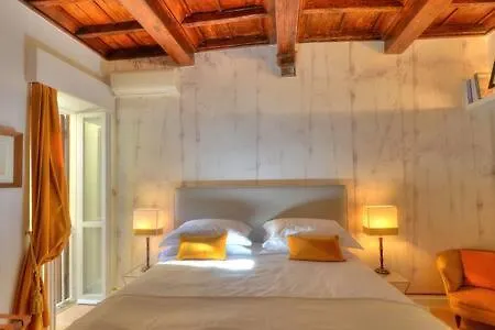 Daire Giulia Luxury Roma